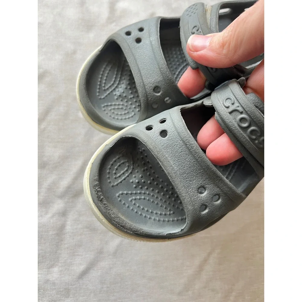 Crocs Crocband II Sandals‎ Kids Size C9 Charcoal Grey White Sporty Water Shoes